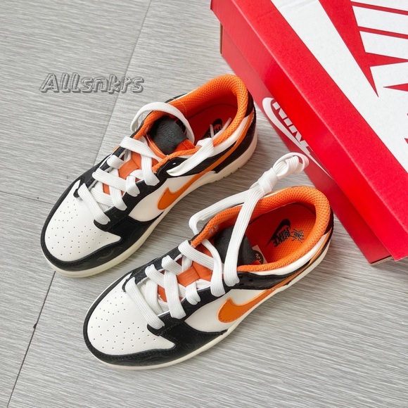 Nike Dunk Low PS 13c - Picture 2 of 4